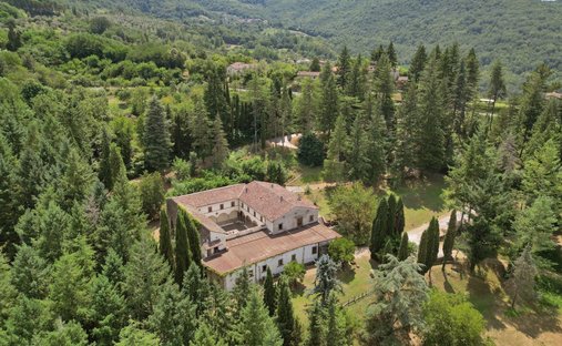 House in Fivizzano, Tuscany, Italy 1