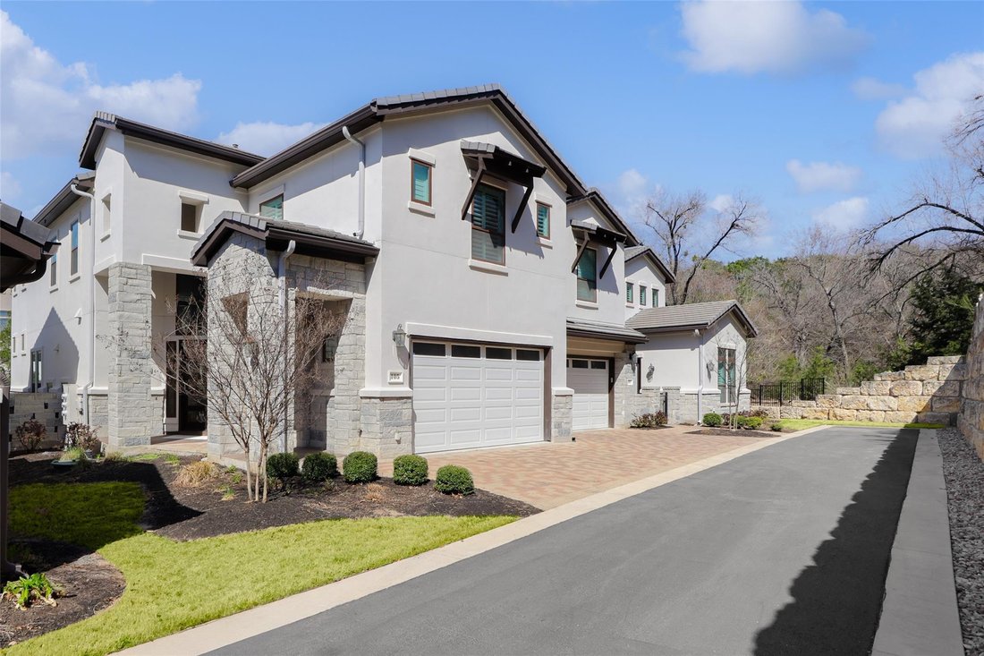 Condo in The Hills, Texas, United States 2 - 17297228
