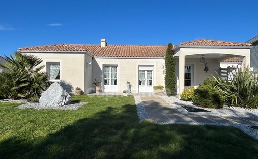 House in Bretignolles-sur-Mer, Pays de la Loire, France 1