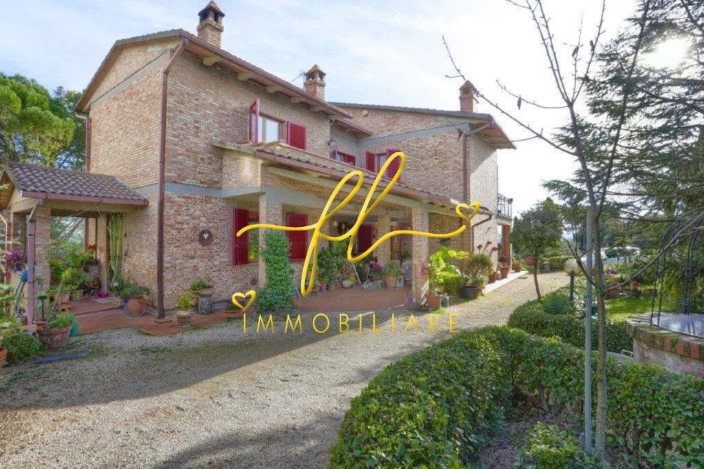 Villa in Casole d'Elsa, Tuscany, Italy 1 - 17294481