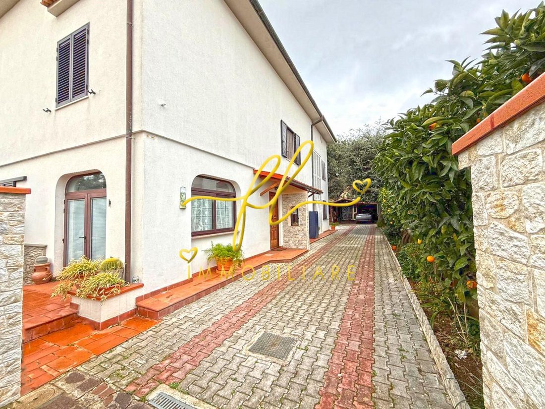 Villa in Serragrande, Rosignano Marittimo, Italy 2 - 17294238