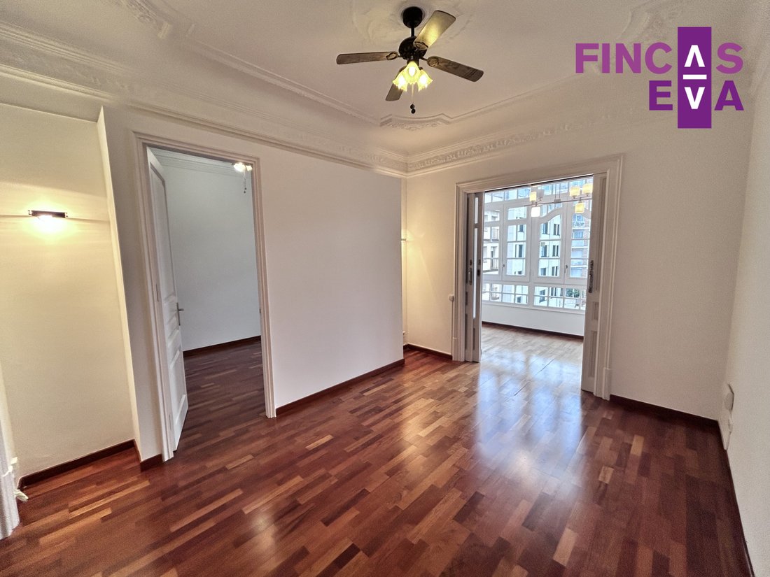 Apartment in Eixample, Barcelona, Spain 4 - 17299010