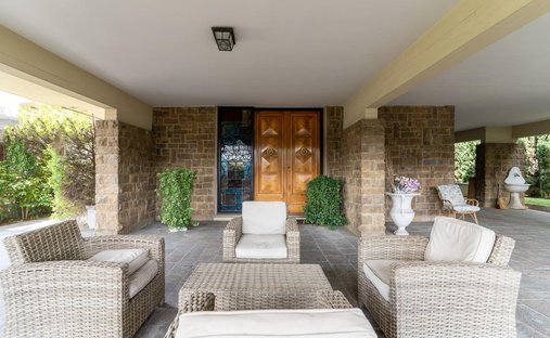 Villa in Spicchio-Sovigliana, Vinci, Tuscany 1