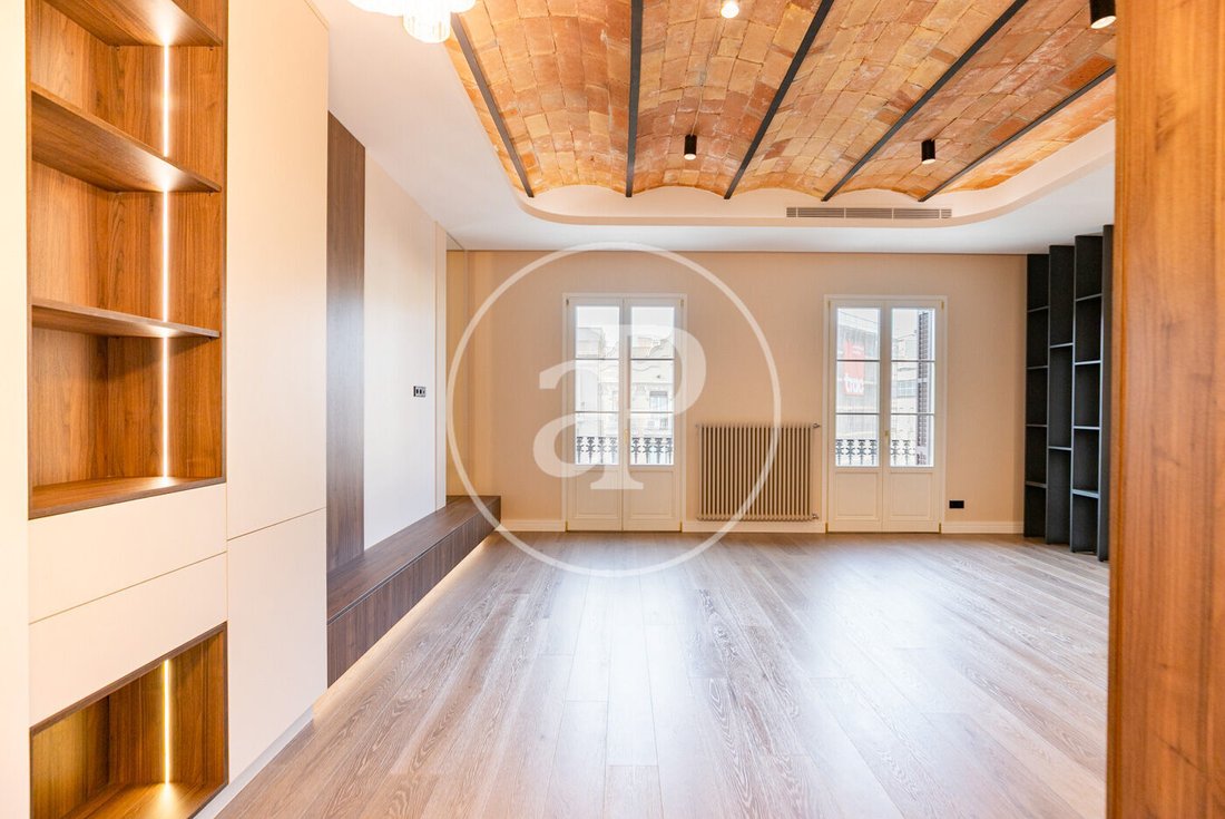 Apartment in Eixample, Barcelona, Spain 3 - 15739896