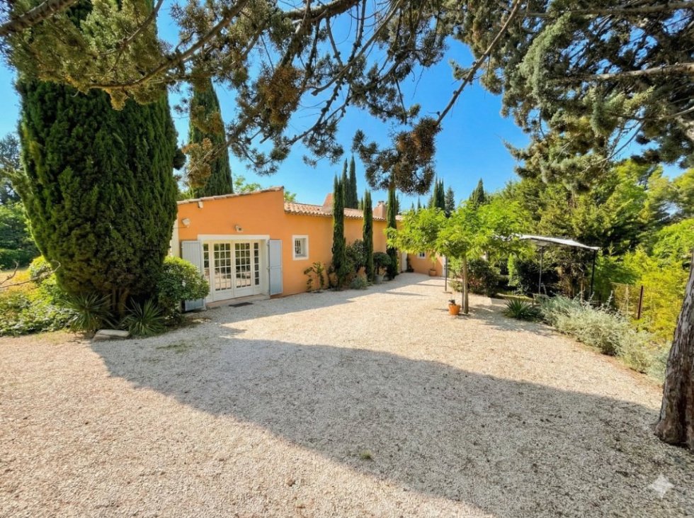 House in Granettes-Jauberte-Sainte Anne, Aix-en-Provence, France 2 - 17296914