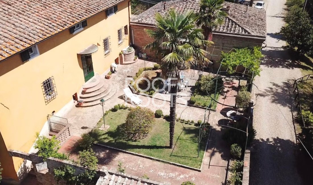 Villa in Siena, Tuscany, Italy 2 - 17299848