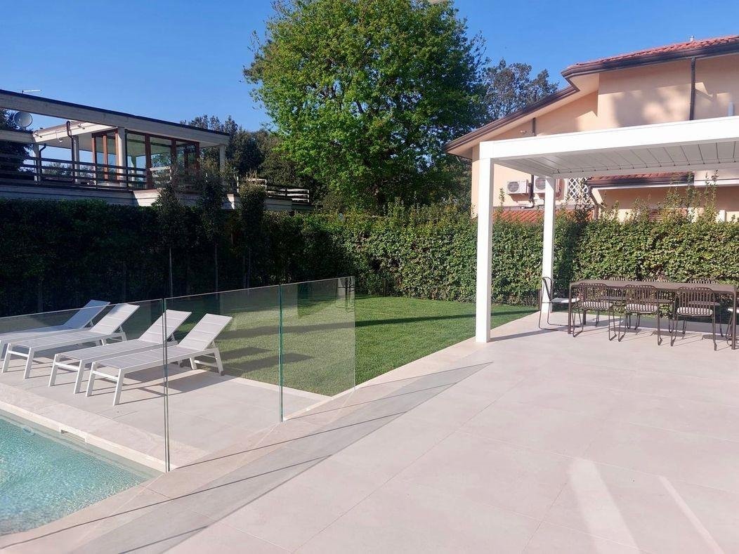 Villa in Fiumetto, Pietrasanta, Italy 3 - 14613832