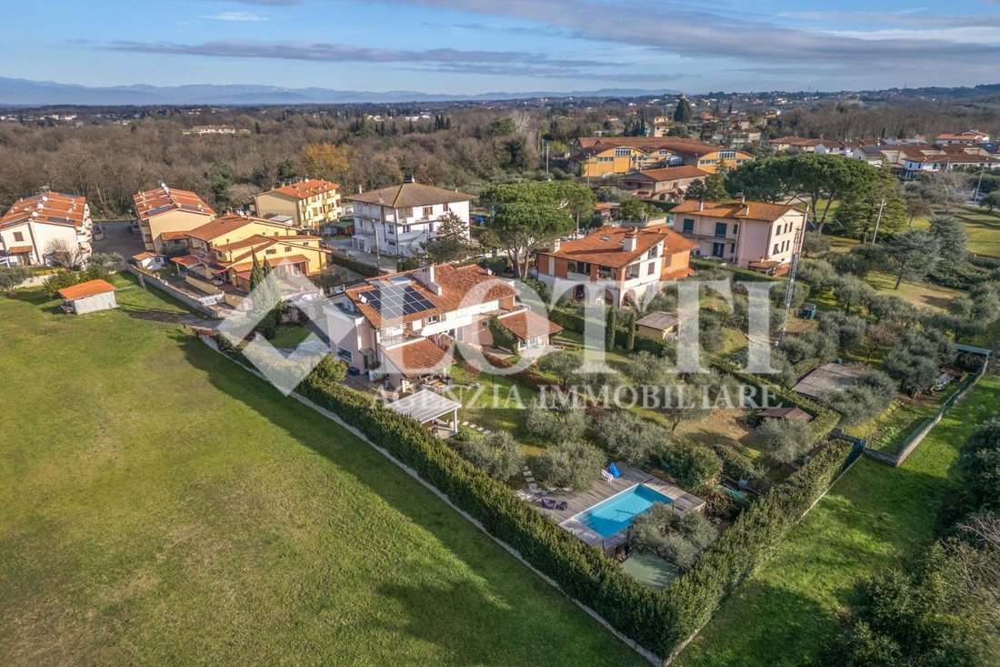 Country House in Bientina, Tuscany, Italy 3 - 17294265