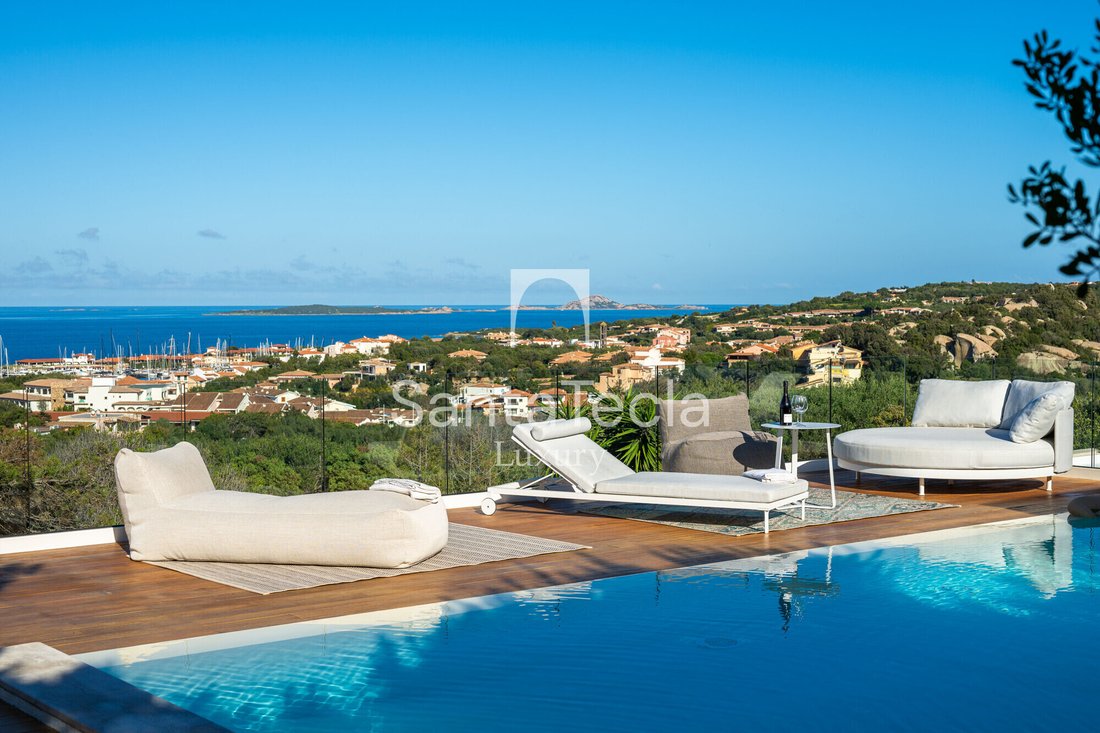 Villa in Porto Rotondo, Olbia, Sardinia 4 - 17296528