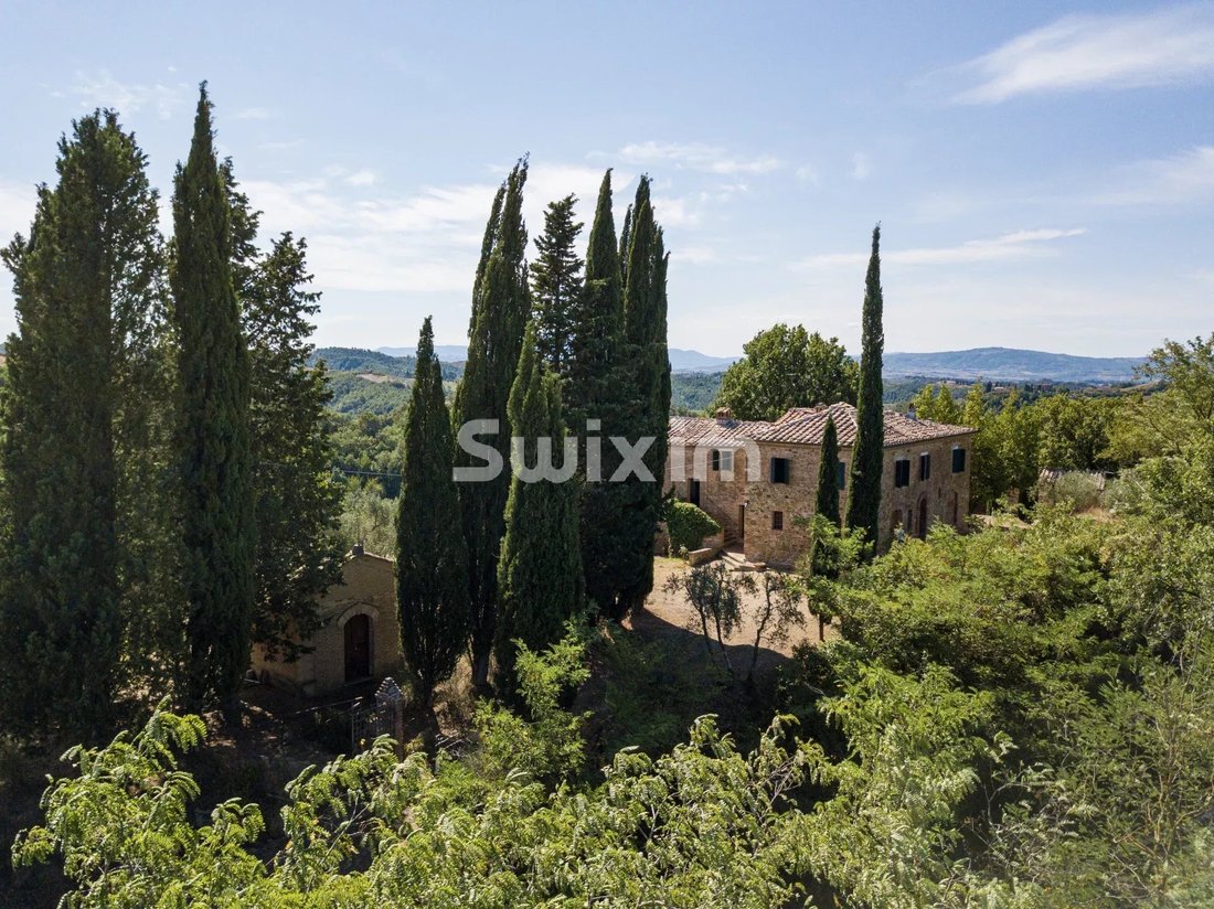 House in Asciano, Tuscany, Italy 1 - 16622832