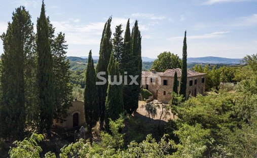Casa en Asciano, Toscana, Italia 1