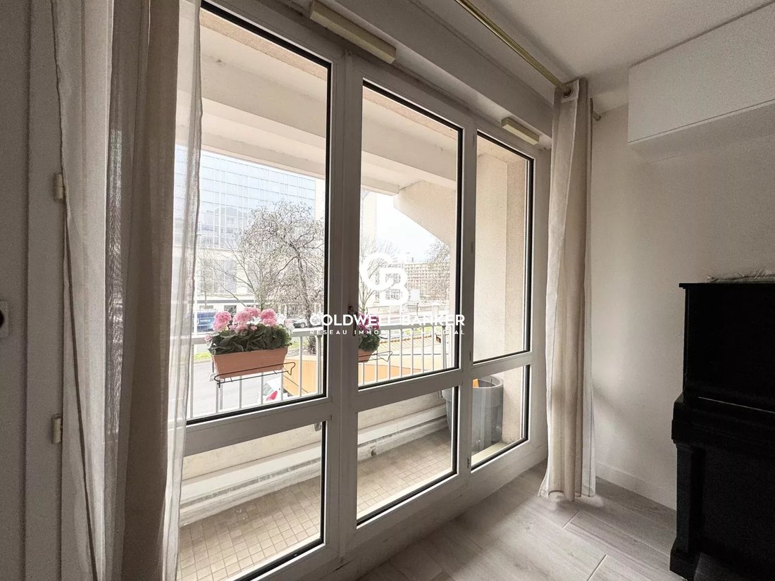 Apartment in Le Petit Pont Amphibie, Issy-les-Moulineaux, France 3 - 17295066