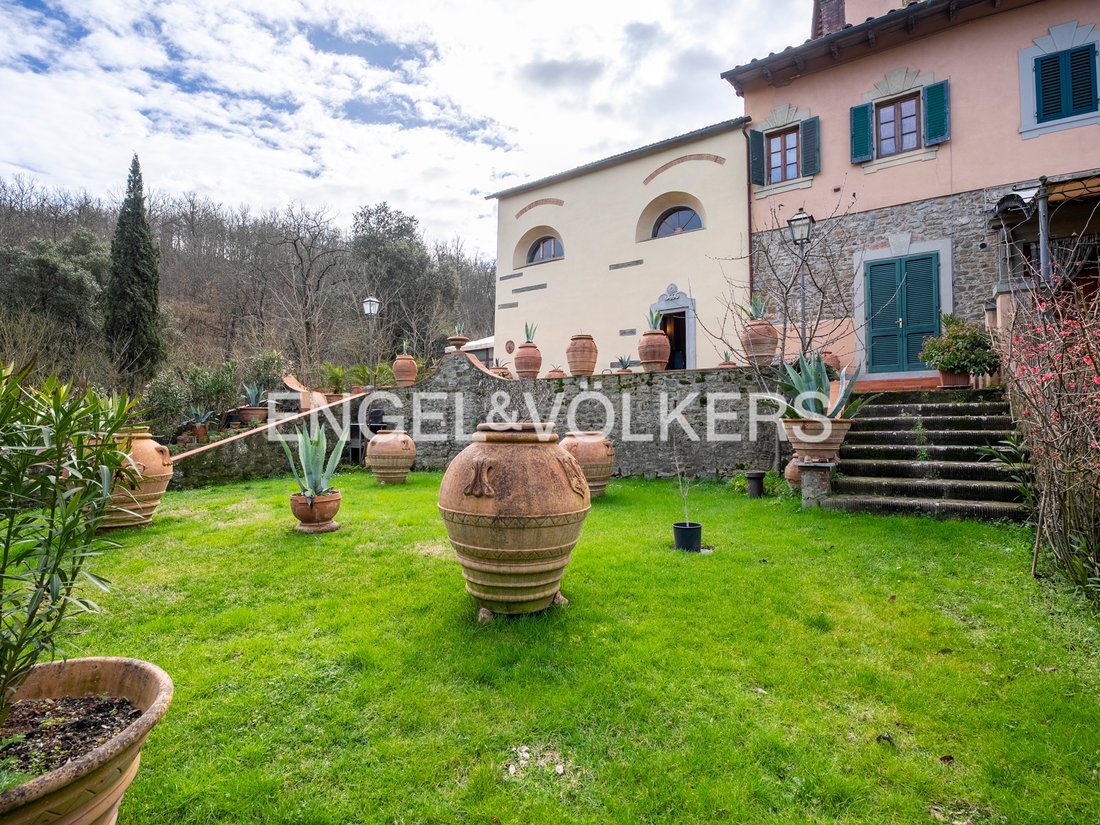 Villa in Center, Lastra a Signa, Tuscany 1 - 17293405