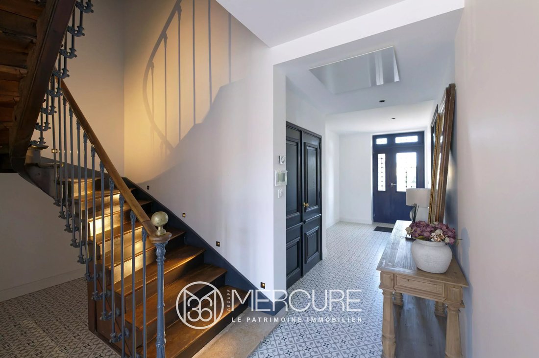 Estate in Chalon-sur-Saone, Bourgogne – Franche-Comté, France 5 - 16408452