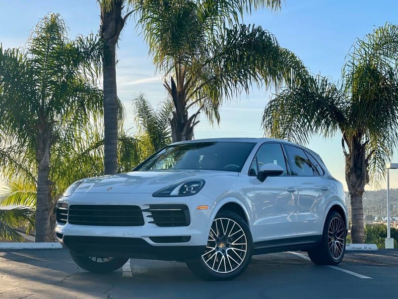 Suv in Glendale, United States 1 - 17299482