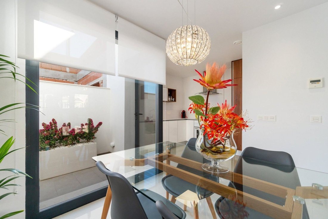 Villa in Los Montesinos, Valencian Community, Spain 5 - 17295506