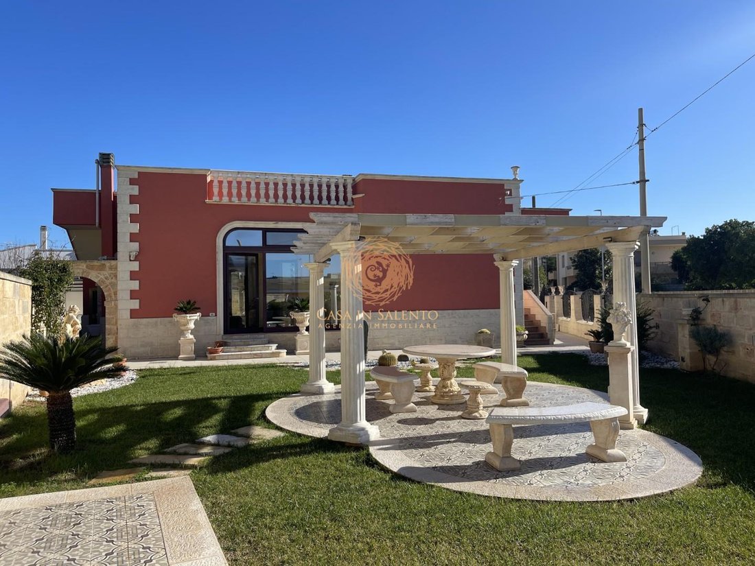 Villa in Tiggiano, Apulia, Italy 1 - 17294651