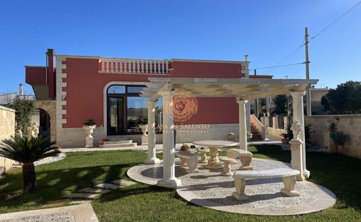 Villa in Tiggiano, Apulia, Italy 1