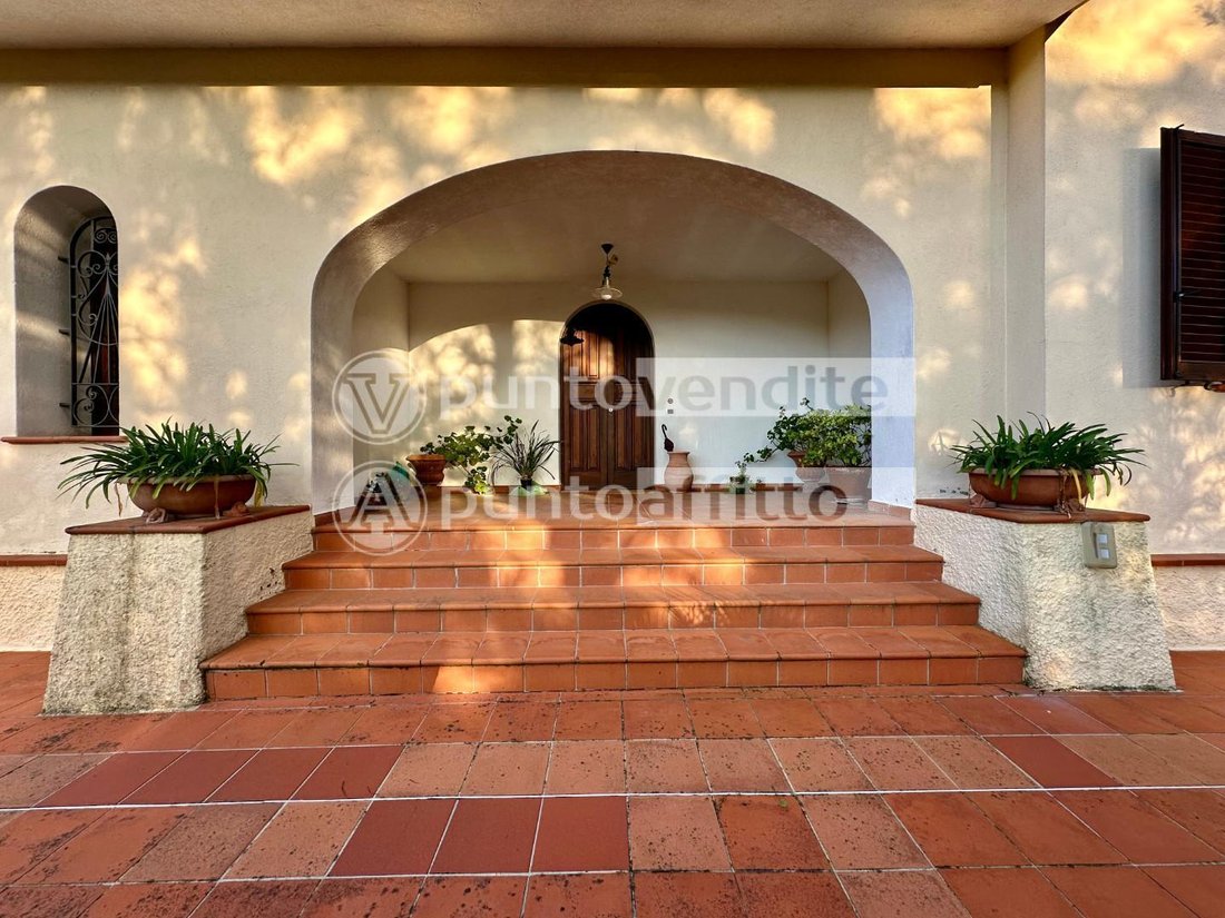 Villa in Camaiore, Tuscany, Italy 4 - 17294861