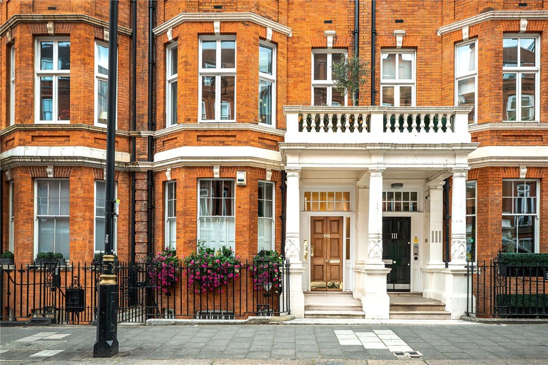 Apartment in Mayfair, Westminster, England 3 - 17298988