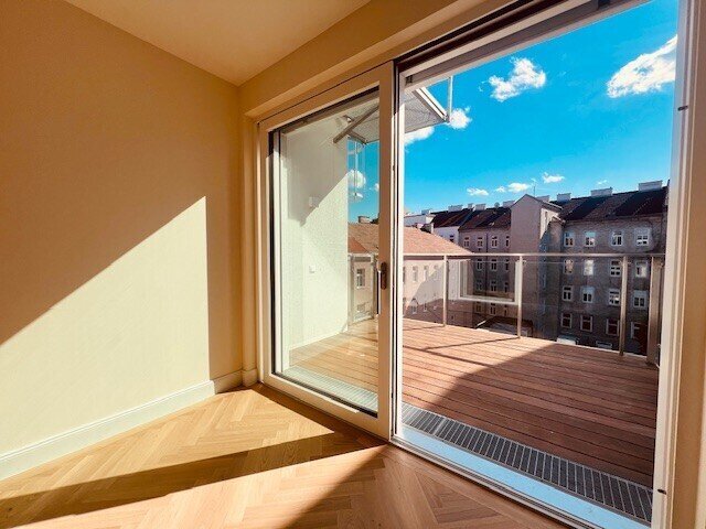 Exklusive Dachwohnung Auf Einer Ebene In Toplage