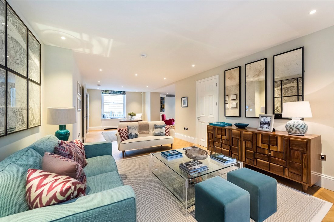 Apartment in Belgravia, Westminster, England 3 - 17299349