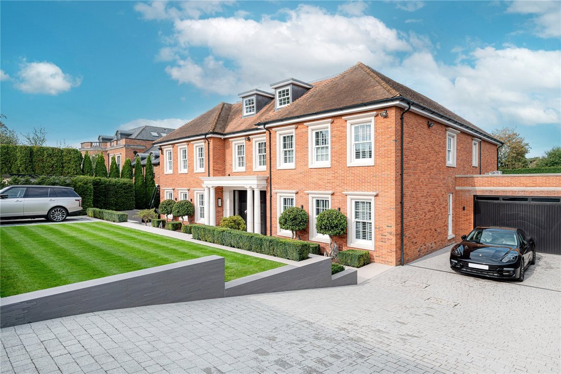 House in Fairmile, Elmbridge, England 1 - 17299218