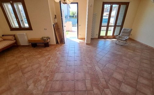 Villa in Ghezzano-Colignola Mezzana-Campo, Cascina, Tuscany 1