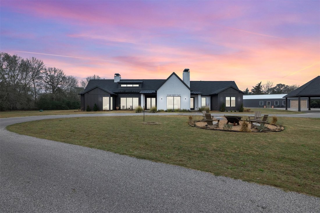 House in Bellville, Texas, United States 3 - 17292968