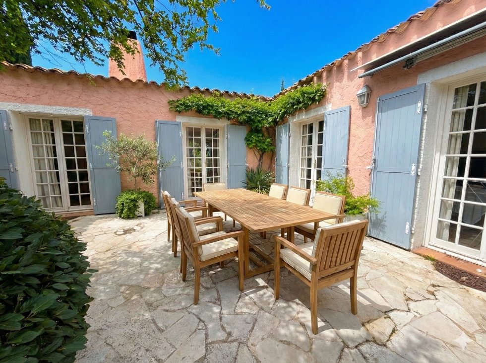House in Granettes-Jauberte-Sainte Anne, Aix-en-Provence, France 4 - 17296914