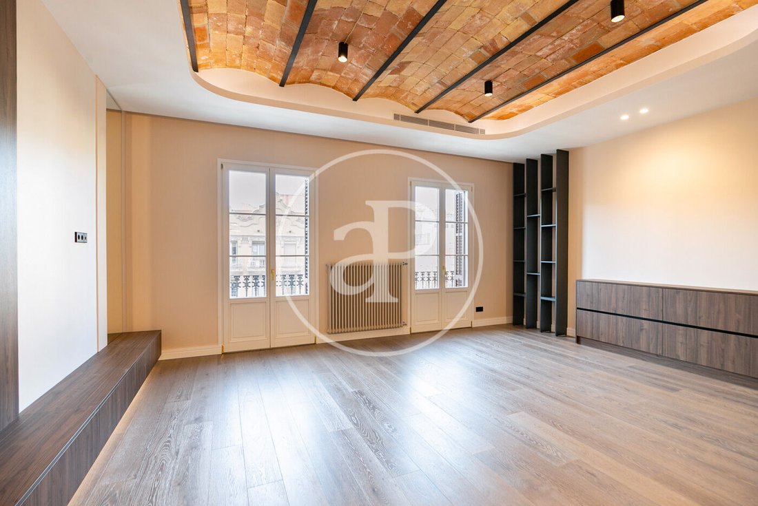 Apartment in Eixample, Barcelona, Spain 2 - 15739896