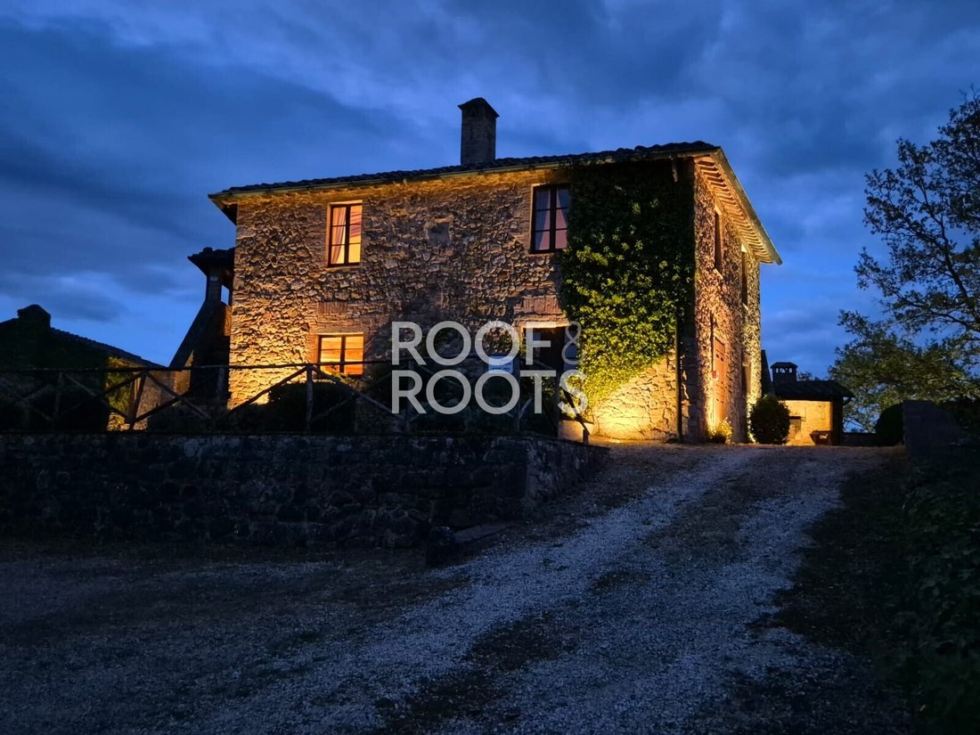 Villa in Chiusdino, Tuscany, Italy 3 - 17299731