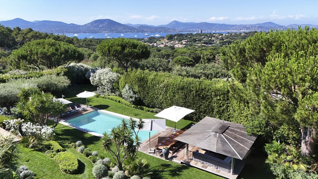 Villa in Ramatuelle, Provence-Alpes-Côte d'Azur, France 5 - 17298033