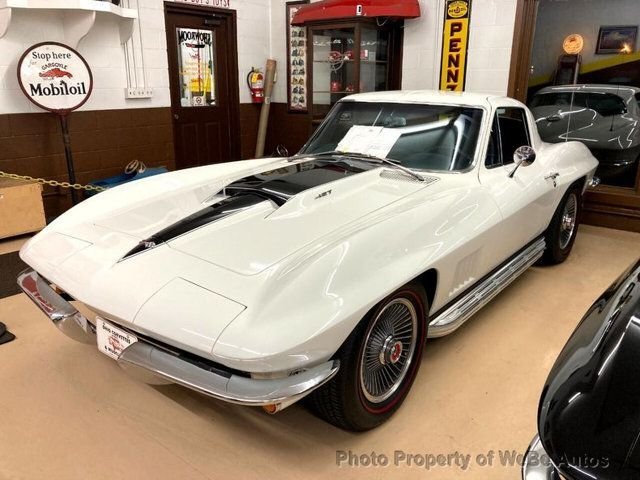 Chevrolet Corvette in Calverton, NY, United States 3 - 17296200