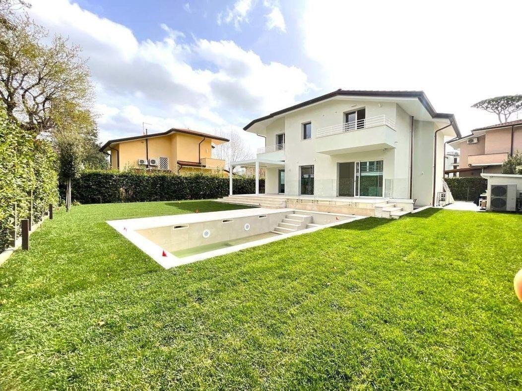 Villa in Fiumetto, Pietrasanta, Italy 5 - 14613832