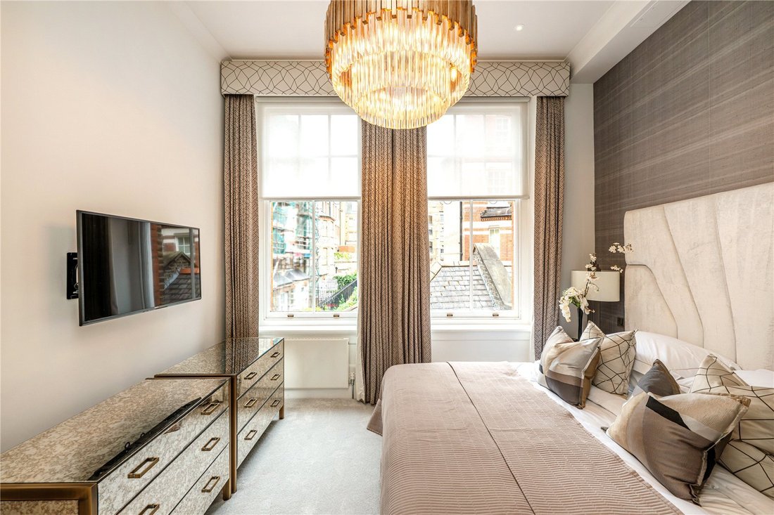 Apartment in Mayfair, Westminster, England 4 - 17298988