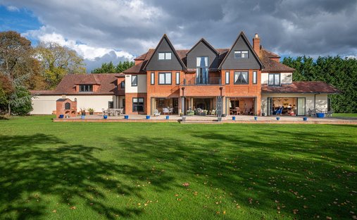 Casa a Old Windsor, Inghilterra, Regno Unito 1