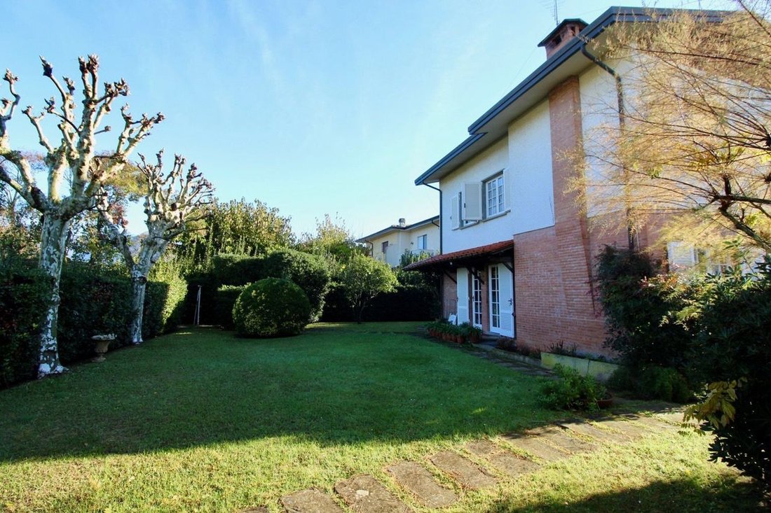 Villa in Focette, Pietrasanta, Italy 2 - 17294901