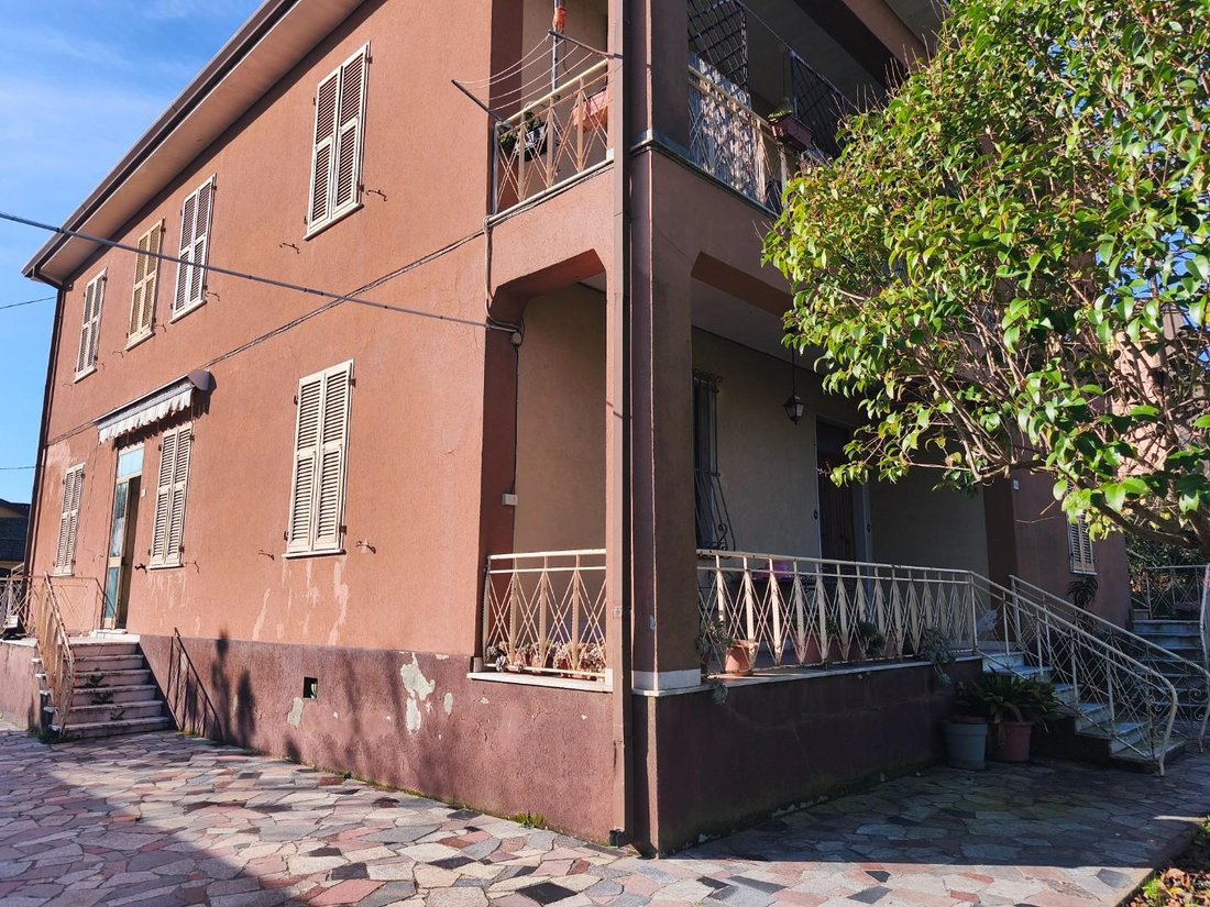 House in Fiumaretta di Ameglia, Ameglia, Liguria 1 - 17294632
