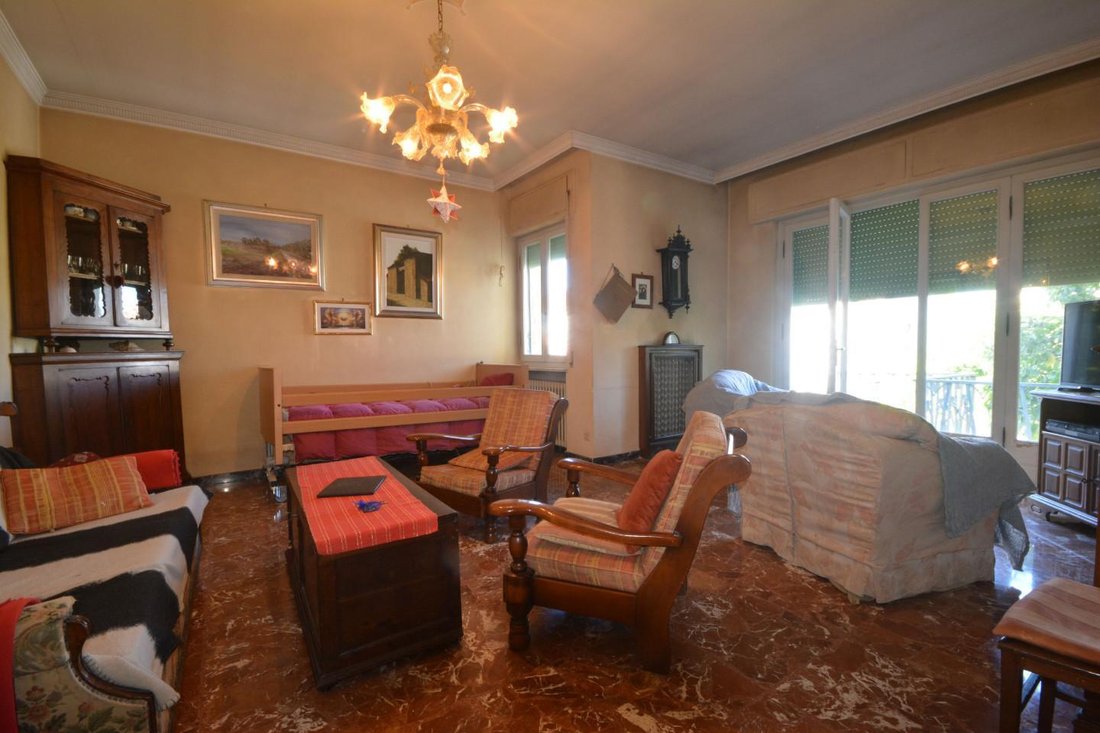 Villa in Sant'Anna, Lucca, Italy 2 - 17296278