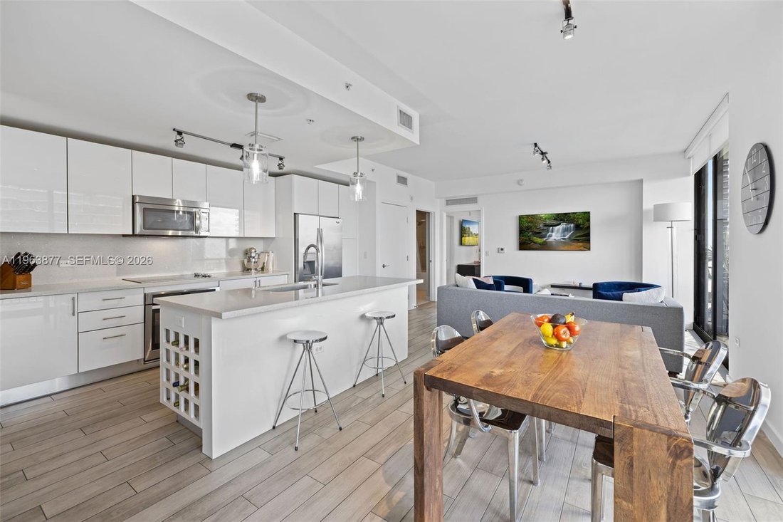 Condo in Miami, Florida, United States 3 - 17297213