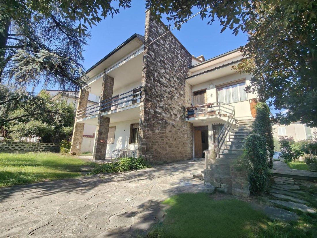 Villa in Ponzano-Carraia, Empoli, Tuscany 1 - 17294520