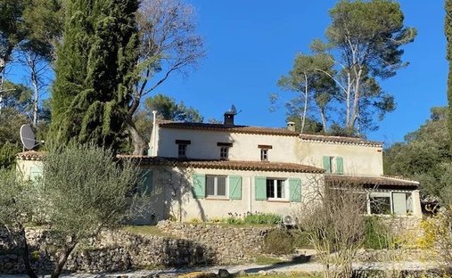 Villa in Est, Lorgues, France 1