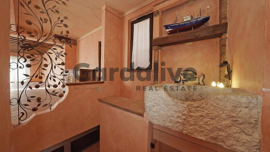 Apartment in Colombare, Sirmione, Lombardy 2 - 17298206