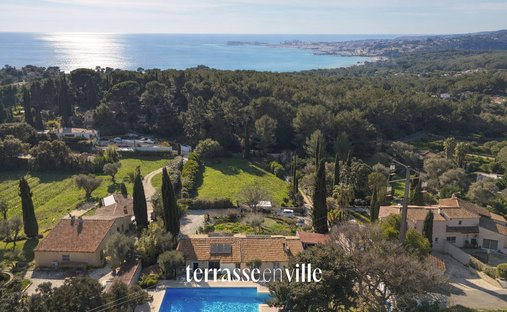 House in Sanary-sur-Mer, Provence-Alpes-Côte d'Azur, France 1