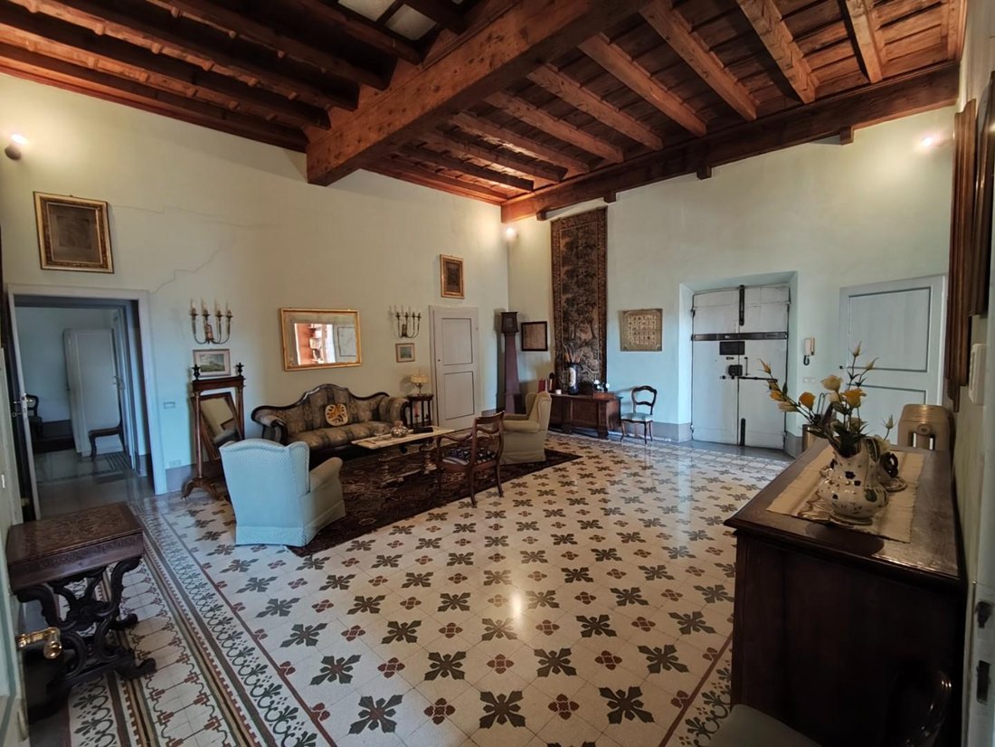 Apartment in Historic Center, Lucca, Tuscany 1 - 17294643