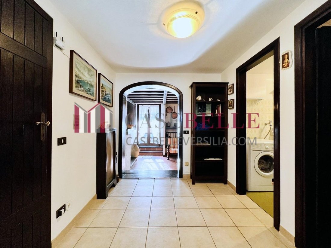 Villa in Lido di Camaiore, Camaiore, Tuscany 5 - 12569573