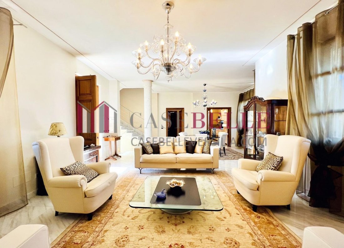 Villa in Fiumetto, Pietrasanta, Italy 4 - 12569575