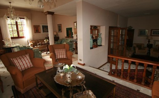 Villa in Marina di Carrara, Tuscany, Italy 1