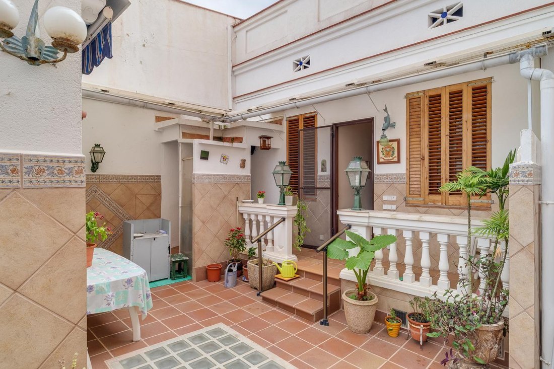 Villa in el Masnou, Catalonia, Spain 2 - 17295467